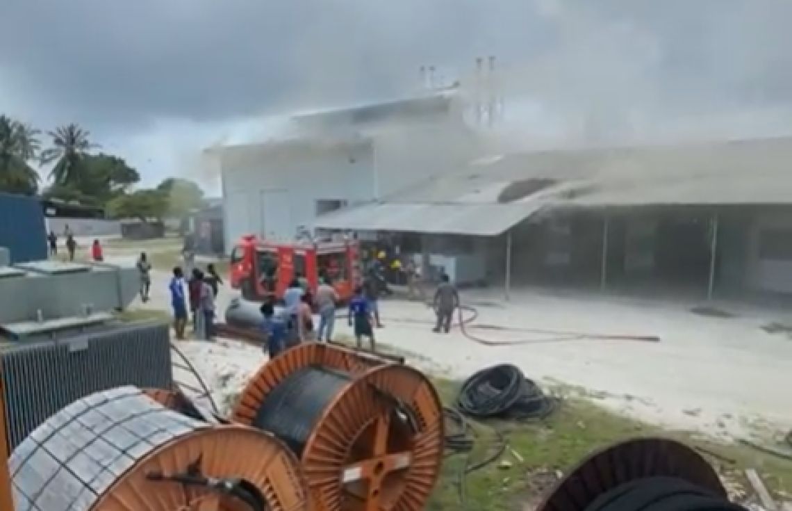 ލ.ގަމު އިންޖީނުގޭގައި އަލިފާން ރޯވެެ ބޮޑެތި ގެއްލުންތަކެއް