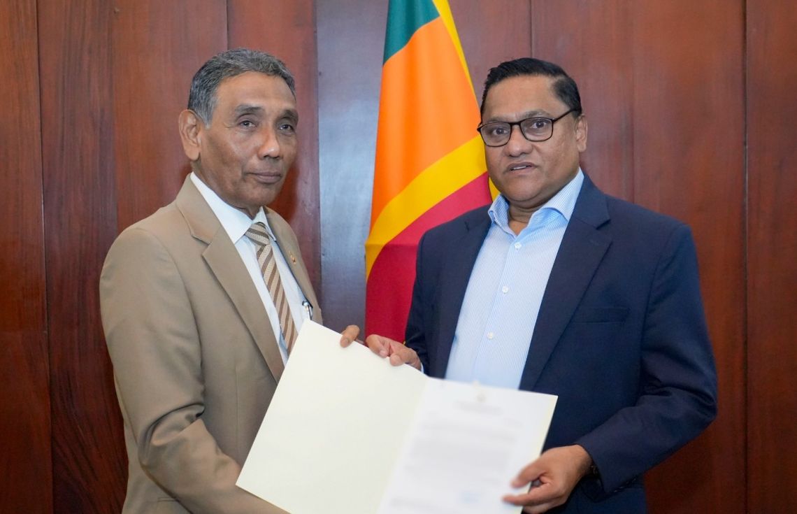 "ސިލޯނާއެކު ދިވެހީން" ޓެލެތޯނުގެ އެހީ ލަންކާ ސަރުކާރާ ހަވާލުކޮށްފި