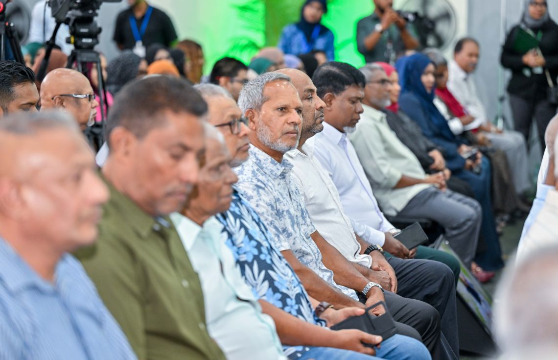 މާލޭގެ ހަތަރު ސަރަހައްދެއްގައި ޕާކިން ބިލްޑިން އަޅަނީ