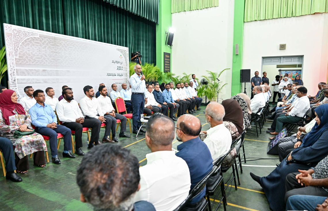 ޓްރެފިކް ޖޫރިމަނާ ބަހައިލައިގެން ދެއްކުމަށް 1،000 މީހުންނާއެކު އެގްރީމަންޓް ހަދައިފައިވޭ: ރައީސް
