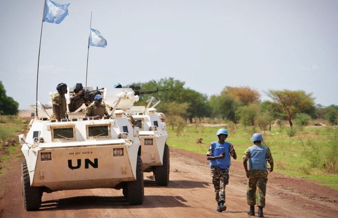 ސޫދާނުގައި ތިބި ޞުލްޙަ ބަލަހައްޓާ ފައުޖަށް ޙަމަލަދީ ބަންގްލަދޭޝްގެ ސިފައިންތަކެއް މަރާލައިފި