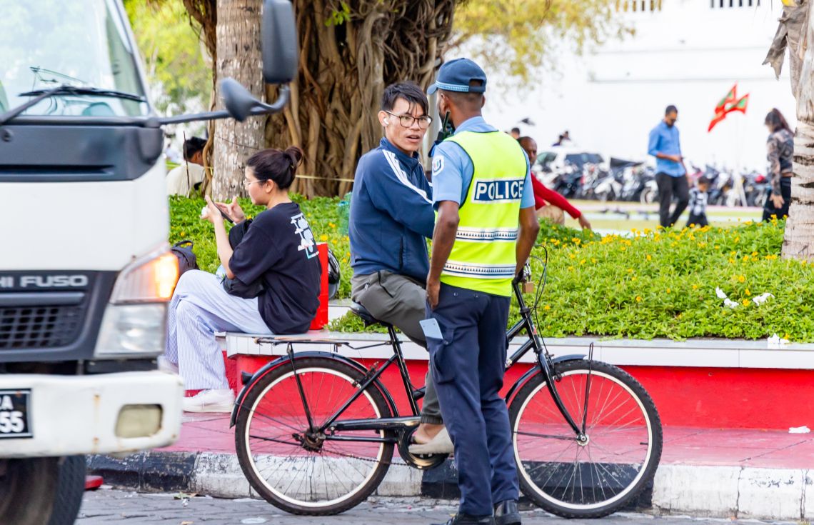 ދަންވަރު ބޭރުގައި އުޅޭ ބިދޭސީންނާ ސުވާލުކޮށް ފިޔަވަޅު އަޅަން ފަށަނީ