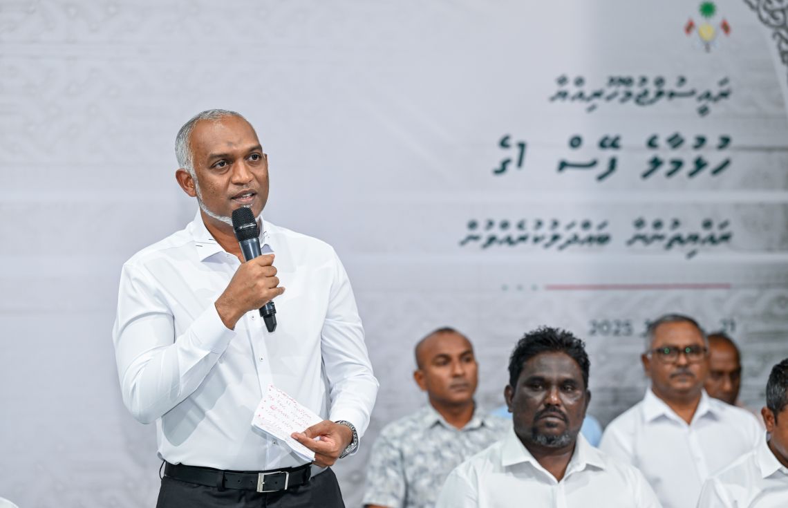 ކުރީގައި އޮތްގޮތަށް ސިވިލް ސާވިސްގެ މުވައްޒަފުންގެ ހެދުން އެޅުމުގެ މިންގަނޑު ބަދަލުކުރަނީ