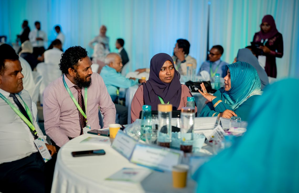 ރިޓަޔާވުމަށްފަހު ވަޒީފާ އަދާކުރާނަމަ ޕެންޝަން ފައިސާ ދިނުން ހުއްޓާލައިފި