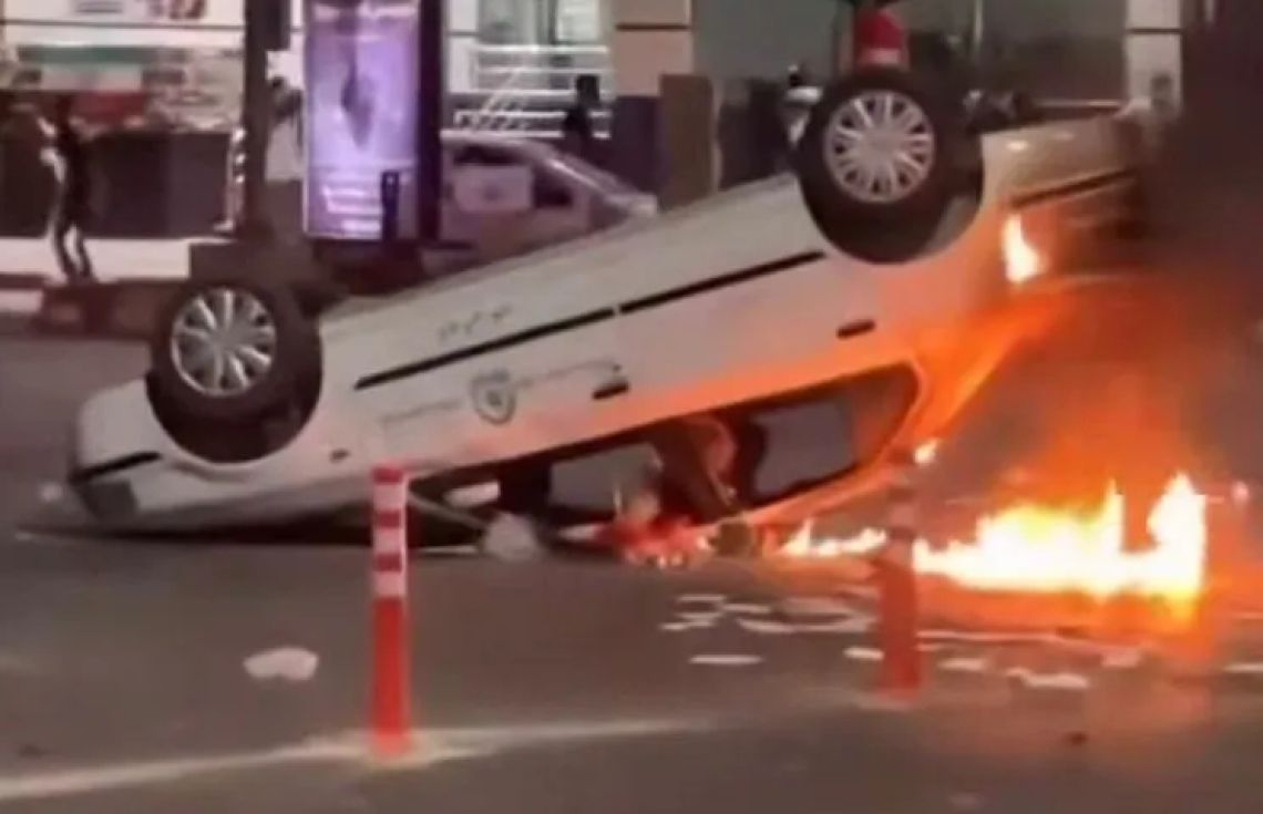 އީރާނުގެ މުޒާހަރާތައް ވަރުގަދަވެ މަރުވާ މީހުންގެ ޢަދަދު ގިނަވަނީ