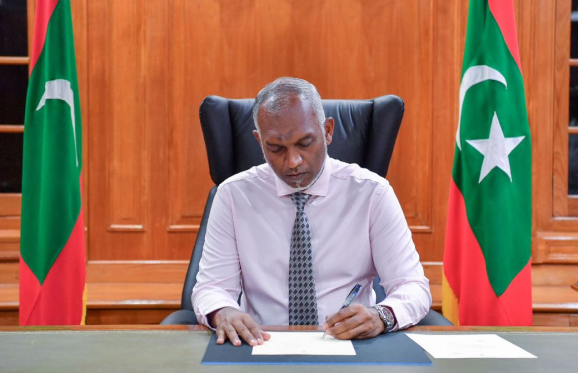 އުމުރުން 75 އަހަރު ވަންދެން ވަޒީފާ އަދާކުރެވޭ ގޮތަށް ރީ-އެމްޕްލޯއިމަންޓް ބިލު ތަސްދީގުކުރައްވައިފި