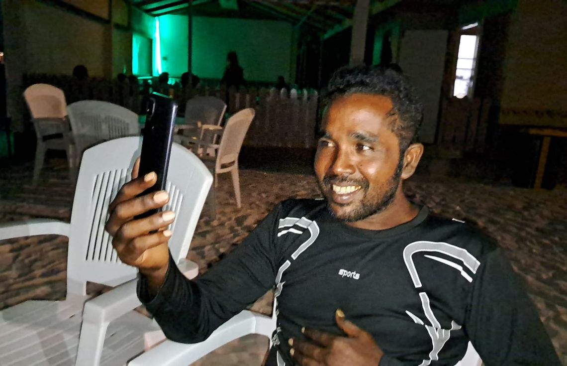 ޓިކްޓޮކްގައި މަޝްހޫރުކަން ހޯދި އަމްޖަދު ކުއްލި ގޮތަކަށް ނިޔާވެއްޖެ