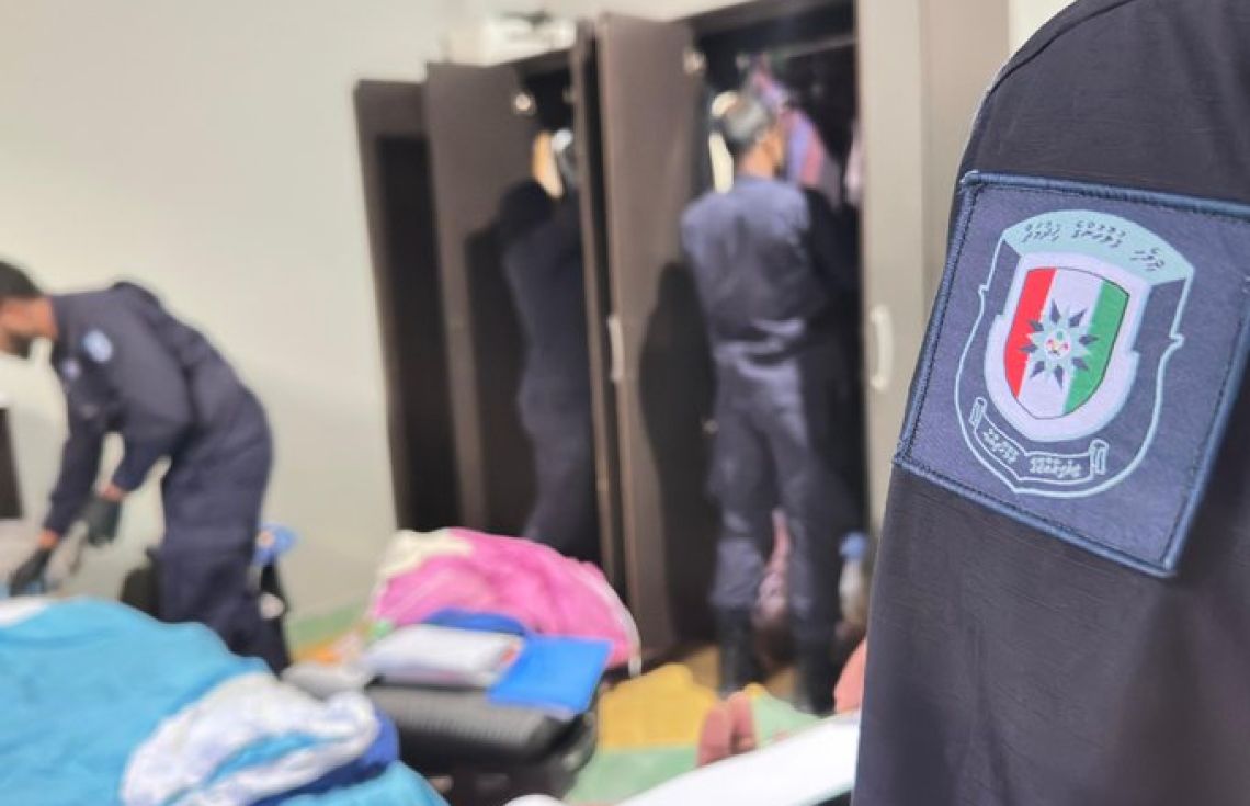 މިއަދު ކުރިއަށްގެންދިޔަ މަސްތުވާތަކެތީގެ އޮޕަރޭޝަނުގައި 10 ތަނެއް ބަލައިފާސްކޮށް 4 މީހަކު ހައްޔަރުކޮށްފި