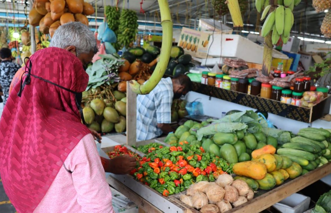 މާލޭގެ ލޯކަލް މާރުކޭޓް، ރޯދައާއި ދިމާކޮށް ހުޅުމާލެ ދެވަނަ ފިޔަވަހީގައި ވަގުތީ މާރުކޭޓެއް ދަނީ ހަދަމުން---