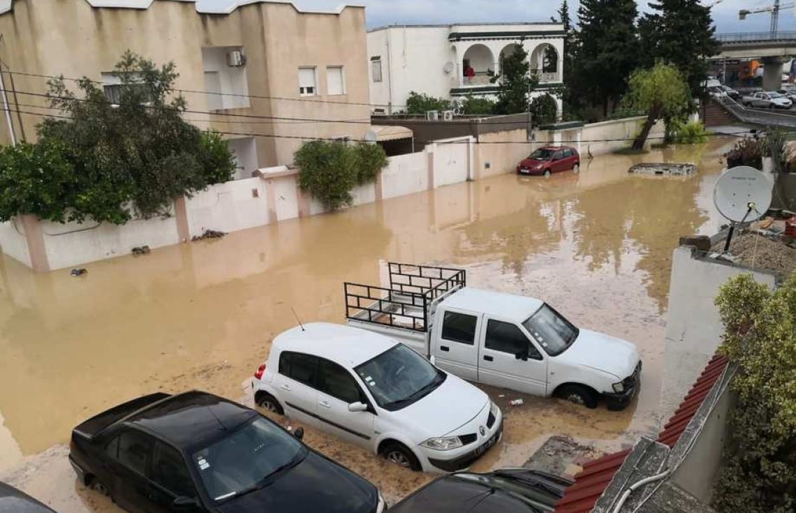 ތުނިސް އަށް ކުރަމުންދާ ވިއްސާރައާއި ގުޅިގެން ފެން ބޮޑުވެފައިވާ މަގެއް.