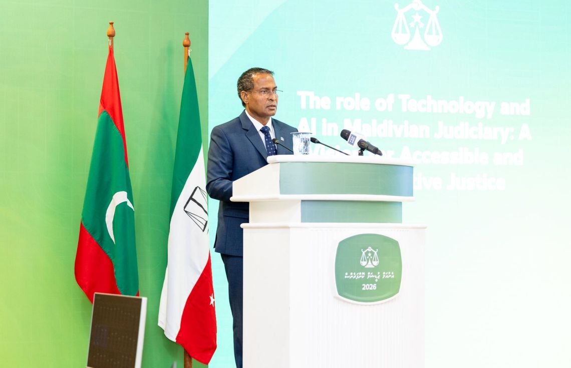 އުއްތަމަ ފަނޑިޔާރު އަބްދުލްޣަނީ، ފަނޑިޔާރުންގެ މަހާސިންތާގައި ވާހަކަދައްކަވަނީ---ފޮޓޯ:ޑީޖޭއޭ