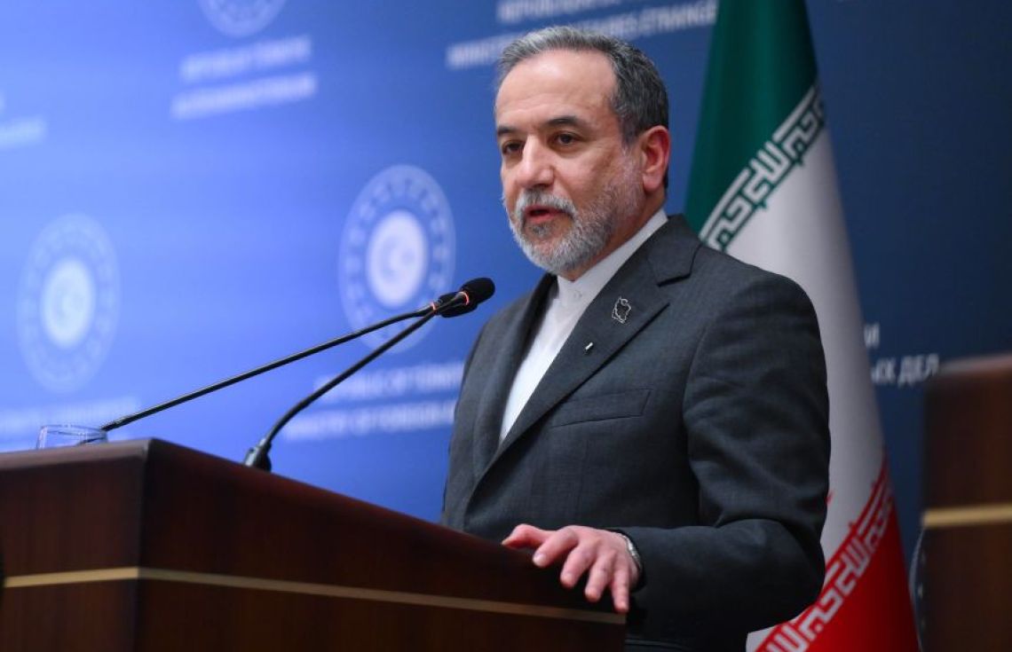 އީރާނުގެ ޚާރިޖީ ވަޒީރު ޢައްބާސް ޢަރާޤިޖީ: އޭނާ ވިދާޅުވީ އެމެރިކާ އަށް މިހާރު އިތުބާރު ނުކުރެވޭ ކަމަށް.