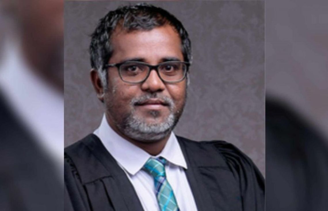 އަބްދުއް ރައޫފް އިބްރާހިމް ހައިކޯޓުގެ ބެންޗަށް ލާން ނިންމައިފި