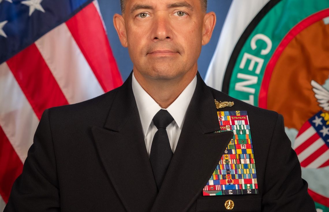 އެމެރިކާ ކަނޑުގެ ސިފައިންގެ އެޑްމިރަލް ކޫޕާ---