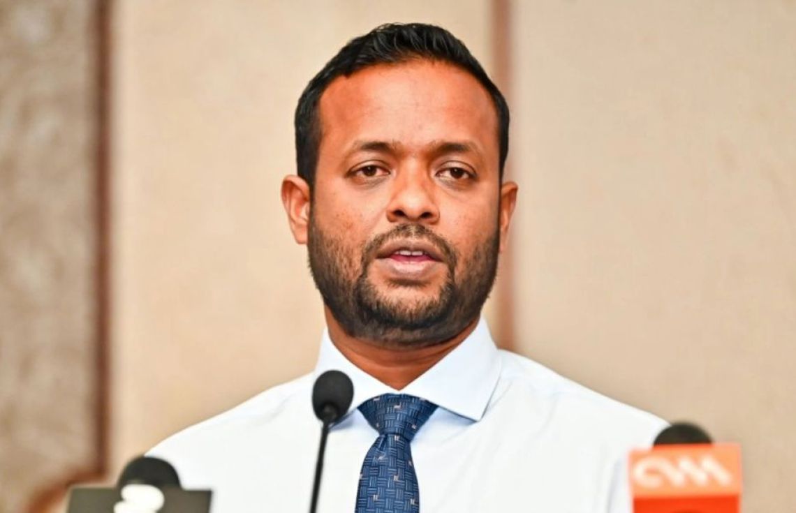 އަނބި ނުވަތަ ފިރިމީހާގެ ނަމުގައި ބޯހިޔާވަހިކަމެއް އޮތްނަމަވެސް ގޯއްޗަށް ކުރިމަތިލެވޭ ގޮތް ހަދަނީ