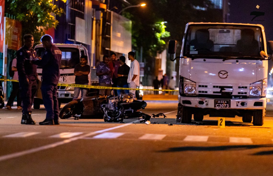 މާލޭ ބޮޑުތަކުރުފާނު މަގުގައި ހިނގައިދިޔަ އެކްސިޑެންޓެއް---ފޮޓޯ: ޚުލާސާ