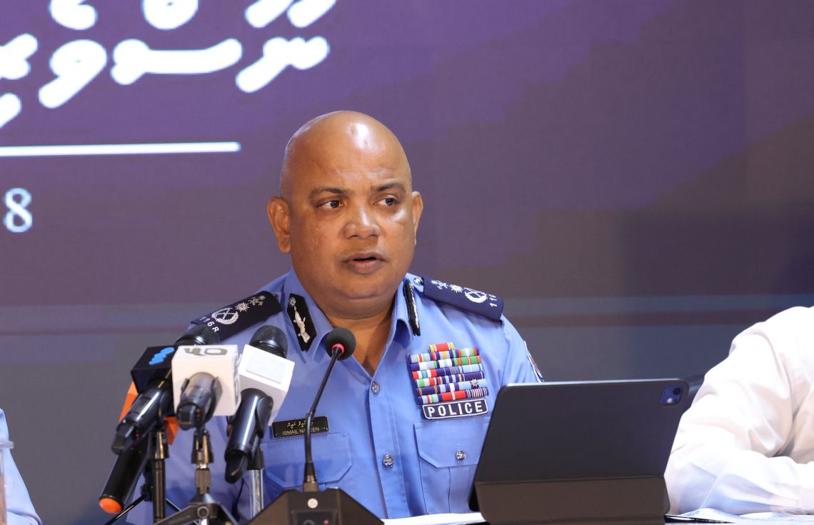 ސީޕީ ނަވީން ފުލުހުންގެ ހިދުމަތުން ރިޓަޔާކުރައްވައިފި