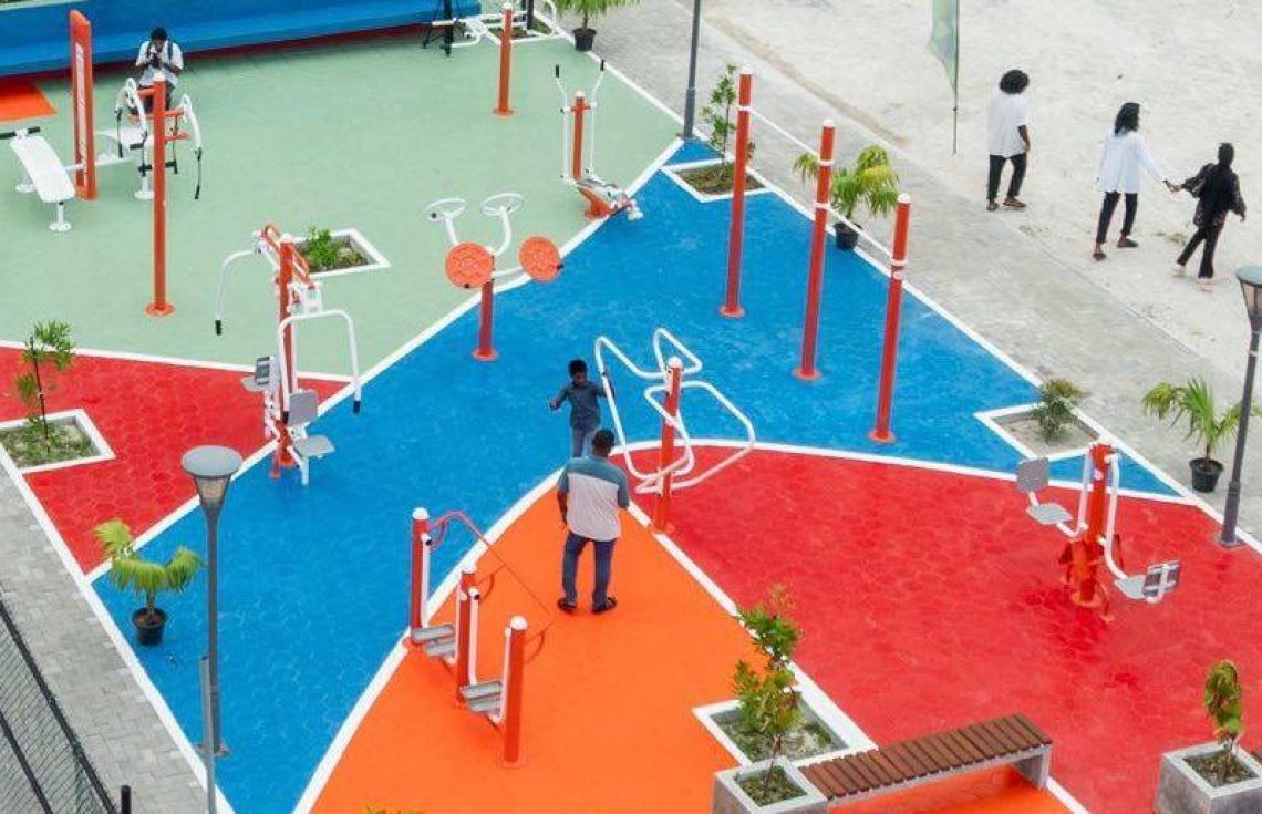 ފޭސް ދޭއްގެ ފުރަތަމަ އައުޓްޑޯ ޖިމް--- ފޮޓޯ: އެޗްޑީސީ