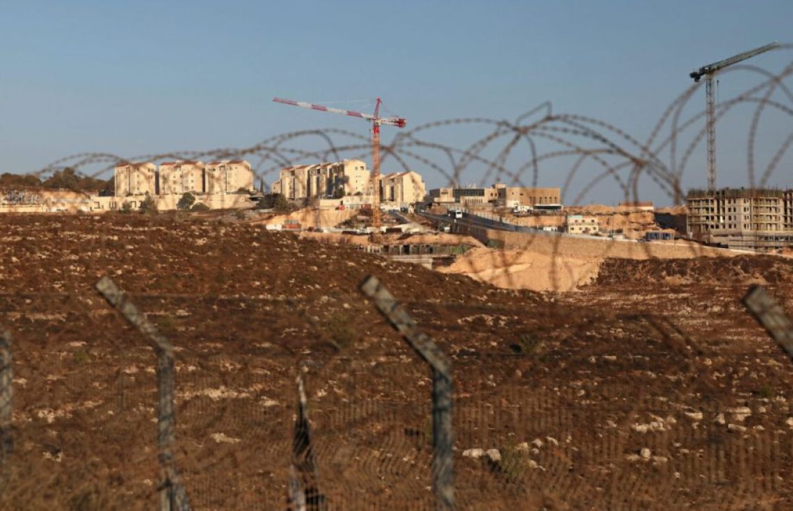 ހުޅަނގު އައްސޭރީގެ މައްޗަށް ޔަހޫދީން ގަދަވުން، މިއީ ޢަރަބީންގެ ފިނޑިކަން!