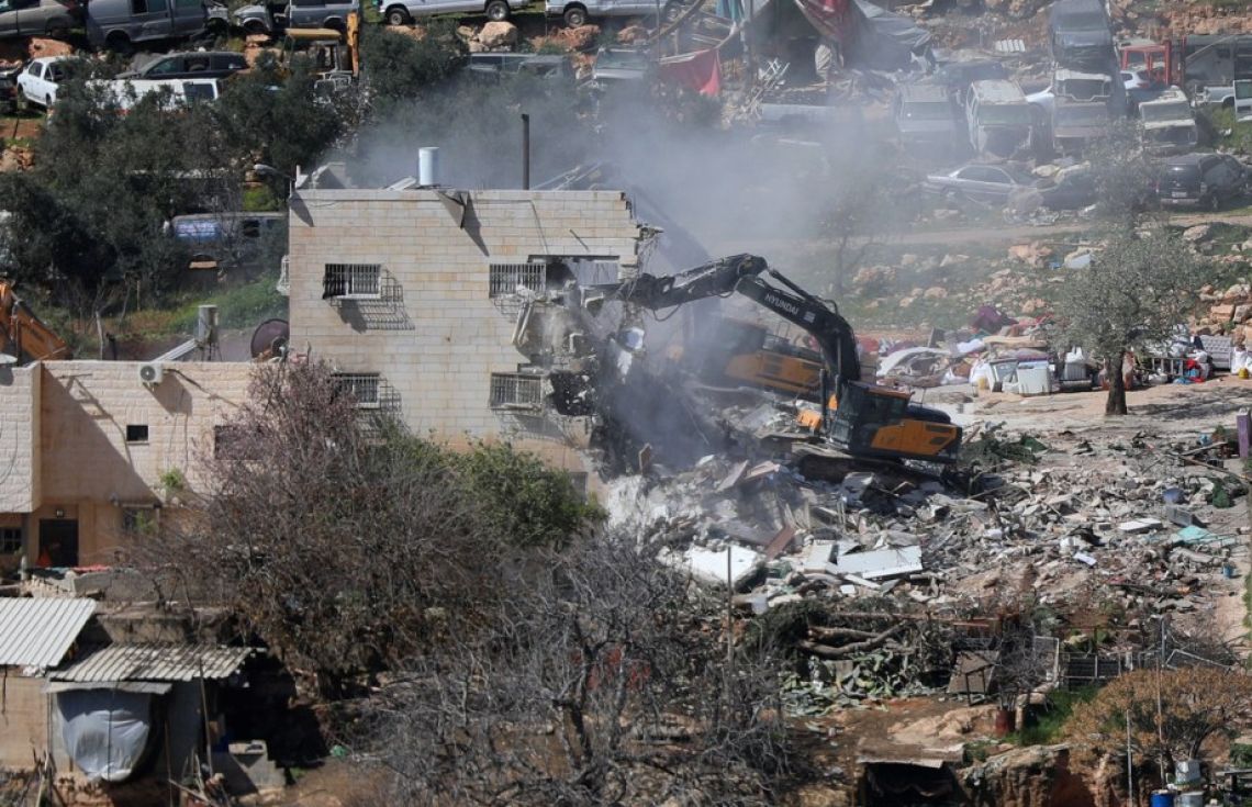 ޔަހޫދީން ހުޅަނގު އައްސޭރީގެ ގެއެއް ތަޅަނީ