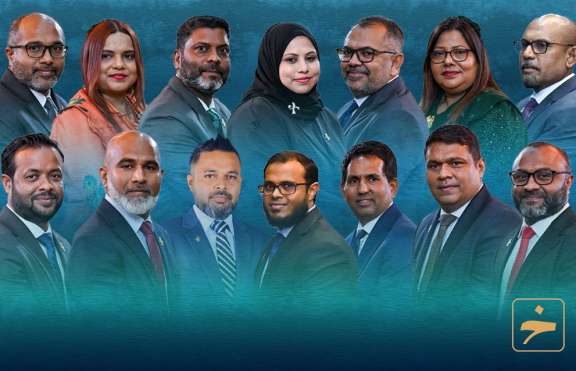 އަލުން ހުވާކުރެއްވި 14 ވަޒީރުން
