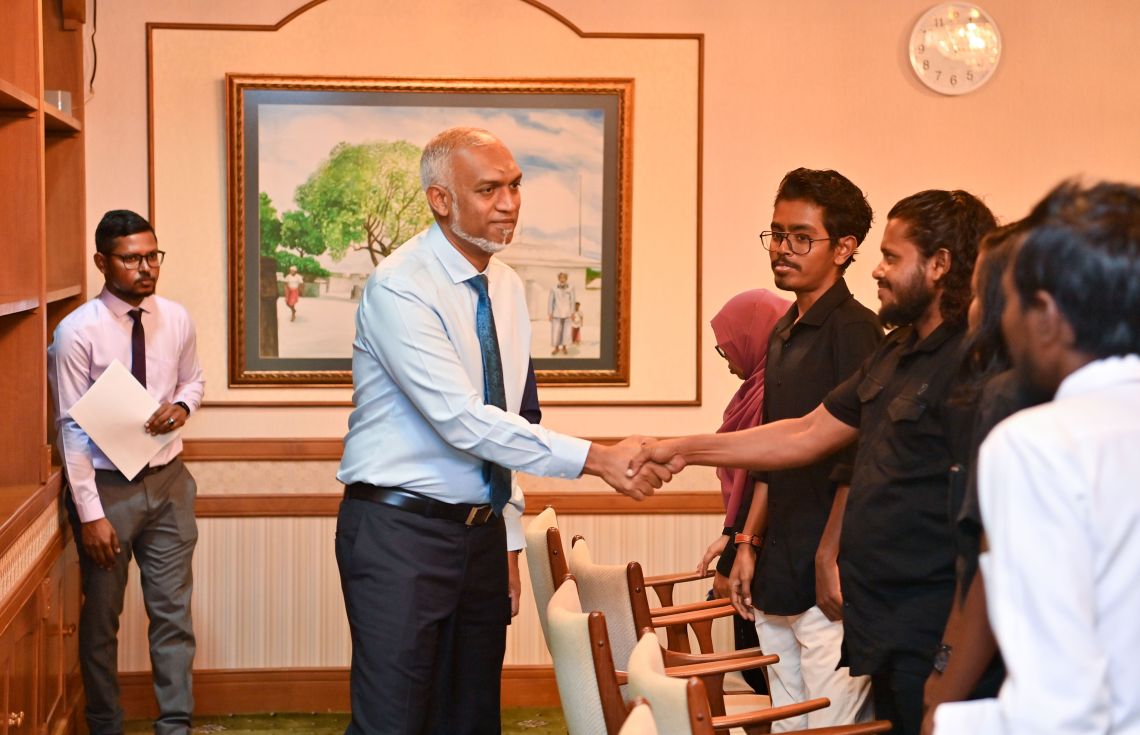 ރައީސުލްޖުމްހޫރިއްޔާ މިދިޔަ އަހަރު ތެލެސީމިއާ ކޮމިއުނިޓީއާ ބައްދަލުކުރެއްވުން. / ފޮޓޯ: ރައީސް އޮފީސް