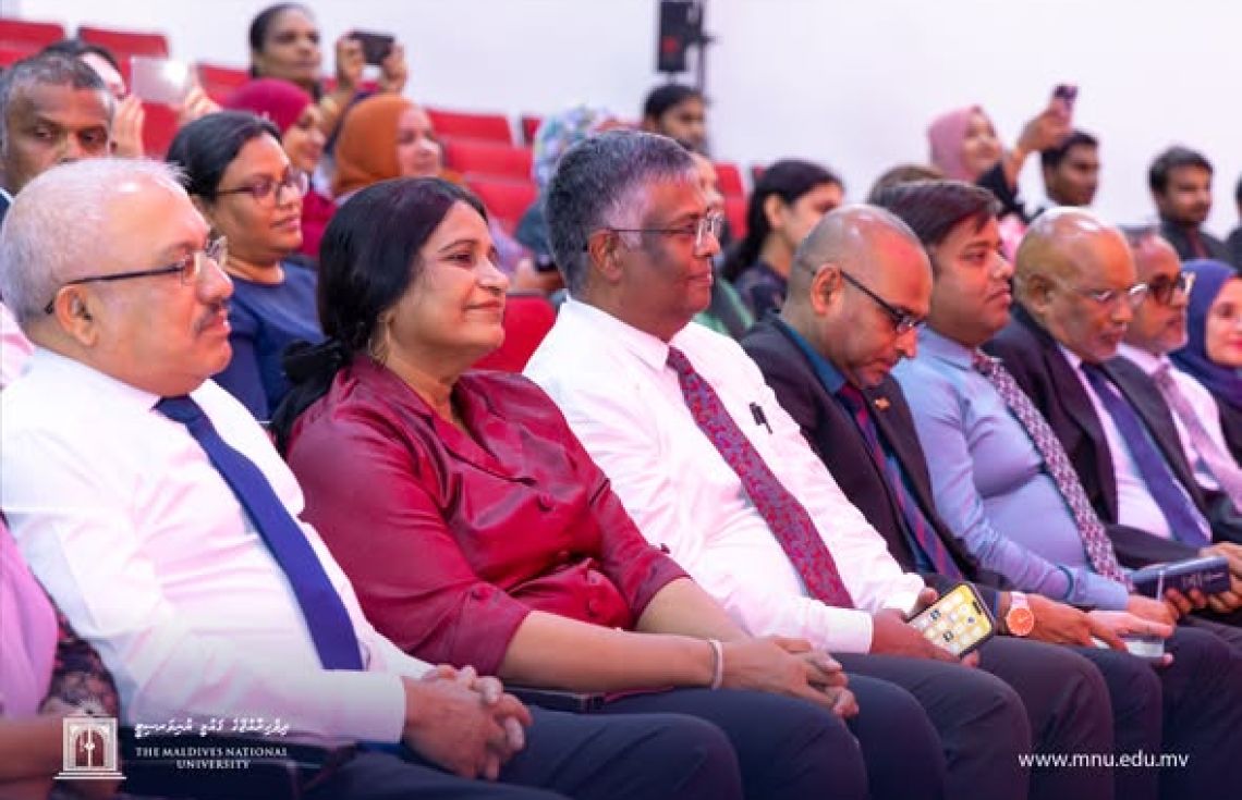 ރާއްޖެއާއި އިންޑިއާގެ ގުޅުމަށް 60 އަހަރު ފުރުން ފާހަގަކުރުމަށް ބޭއްވި ހާއްސަ ސެމިނާ ތެރެއިން/ ފޮޓޯ: އެމްއެންޔޫ