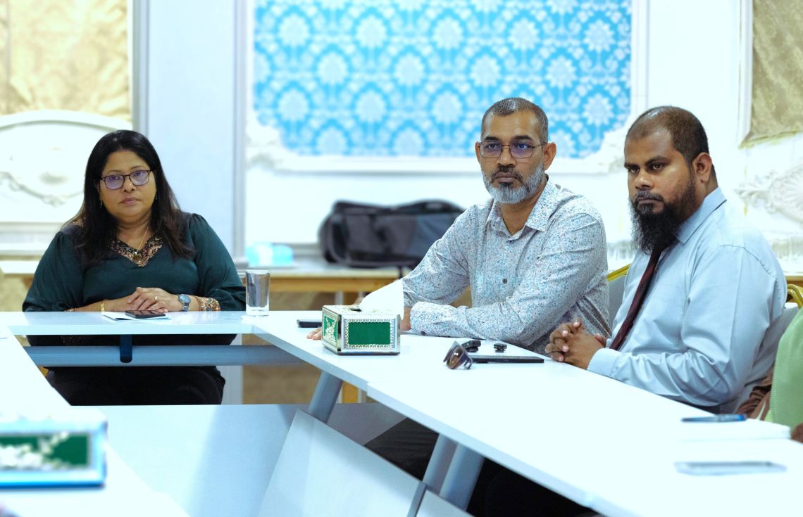 ޒަކާތު ފަންޑުގެ އެހީގައި ބޯންމެރޯ ހެދުމަށް ހަ ކުއްޖަކު އިންޑިއާއަށް ފުރަނީ