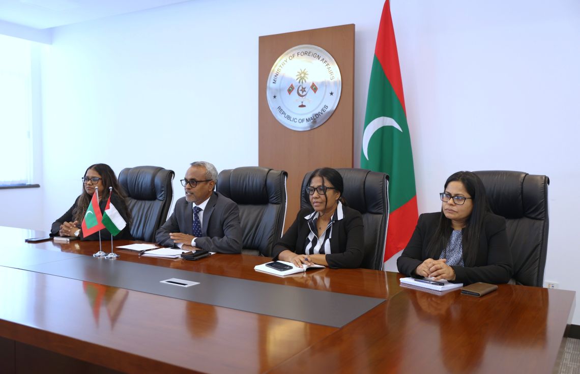 ފަލަސްތީނަށް ރާއްޖެއިން ކަނޑައެޅުއްވި ސަފީރަށް ފަތްކޮޅު އަރުވައިފި