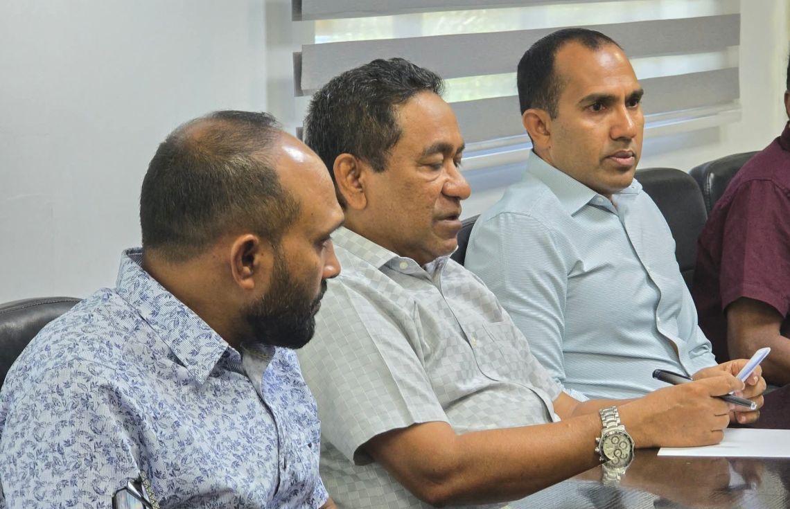 ރިޕޯޓު: "އަހިވަކަކާ ޖެހި އަހިވަކެއް ފާވާނެ"
