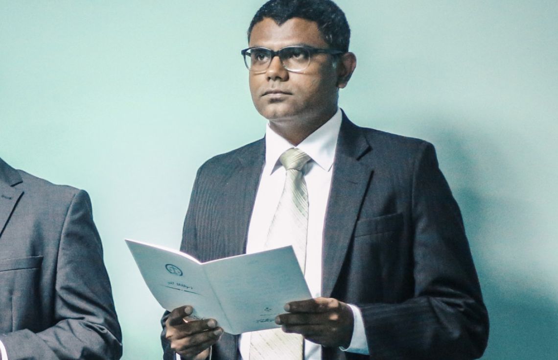 "މިއީ ފުރަތަމަ ފަހަރުތޯ؟" - ހާތިފް ހިލްމީ ރަސްމާލޭ މުއާމަލާތް ސާފުކޮށްދެއްވައިފި