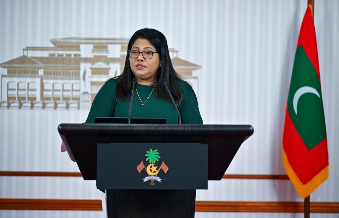 ހެލްތް މިނިސްޓަރު ގީލާ. / ފޮޓޯ: ރައީސް އޮފީސް