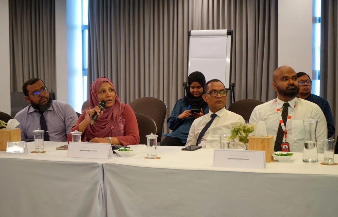 ރައްޔިތުންގެ ބައިވެރިވުން ހިމެނޭ ކުރިއާލާ އިންޒާރުދޭ ނިޒާމެއް ހަރުދަނާކުރުމަށް ގައުމީ ފެންވަރުގައި ބޭއްވި މަޝްވަރާތަކުގެ ތެރެއިން--