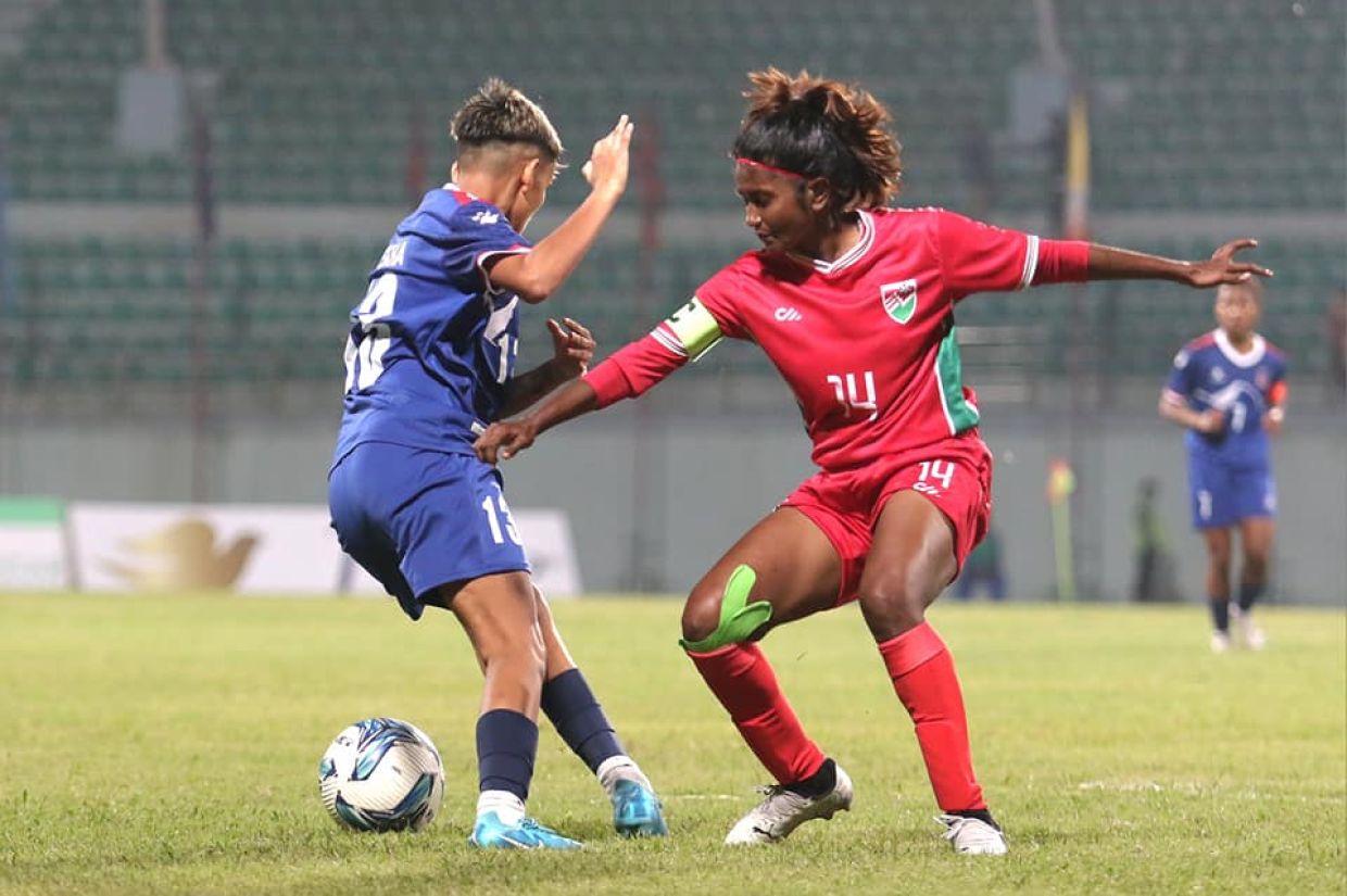 ރާއްޖޭގެ ގައުމީ އަންހެން ފުޓްބޯޅަ ޓީމު ކޮޅަށް ނެޕާލުން 11 ލަނޑު ޖަހައިފި