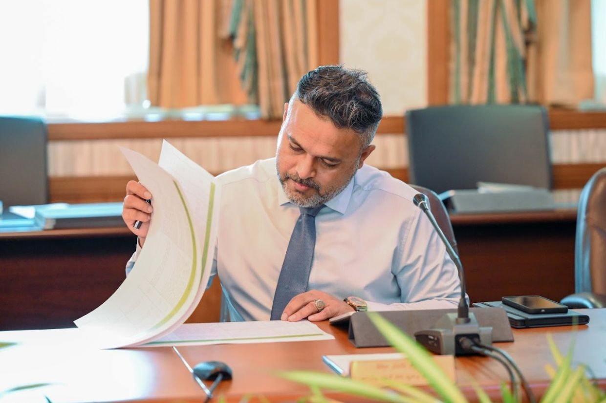 މަސްވެރިކަމާއި ކަނޑުގެ ވަސީލަތްތަކާބެހޭ ވަޒީރު އަޙްމަދު ޝިޔާމް