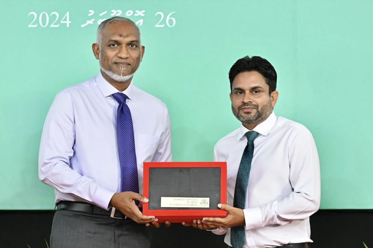 ޚިދުމަތްތެރި ބައްޕާފުޅު