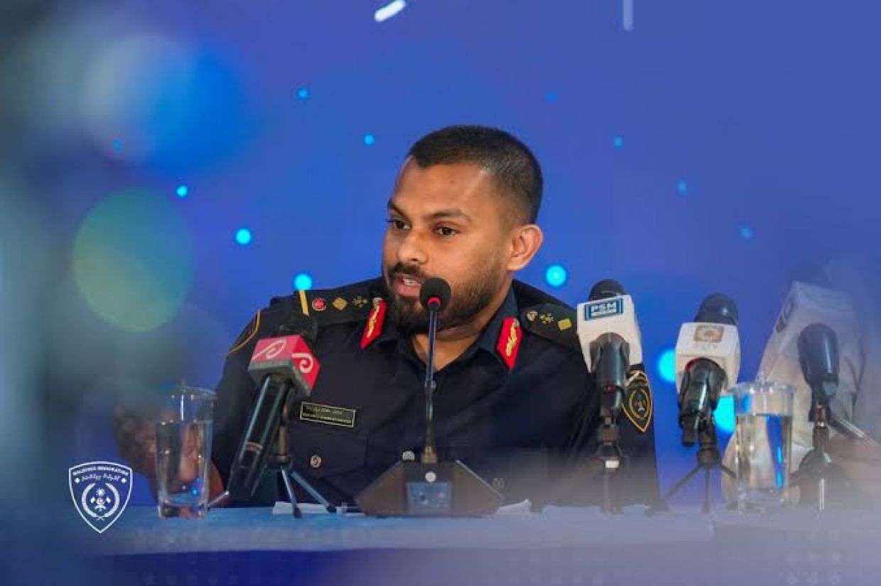 އިމިގްރޭޝަން ކޮންޓްރޯލަ ޖެނެރަލް ޝަމްޢާން- އޭނާ ވިދާޅުވެފައިވަނީ އެއްވެސް ބިދޭސީއަކަށް ޤާނޫނު މުގުރާލަން ފުރުޞަތެއް ނޯންނާނެ ކަމަށް.