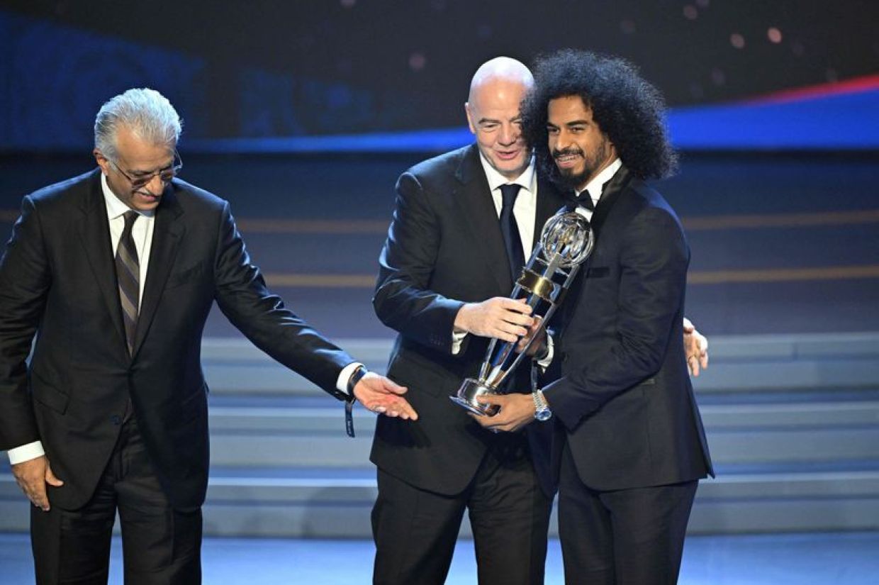 ދެވަނަ ފަހަރަށް އޭޝިއާގެ އެންމެ މޮޅު ކުޅުންތެރިޔާގެ މަޤާމު އަކްރަމް އަފީފް ހޯދައިފި