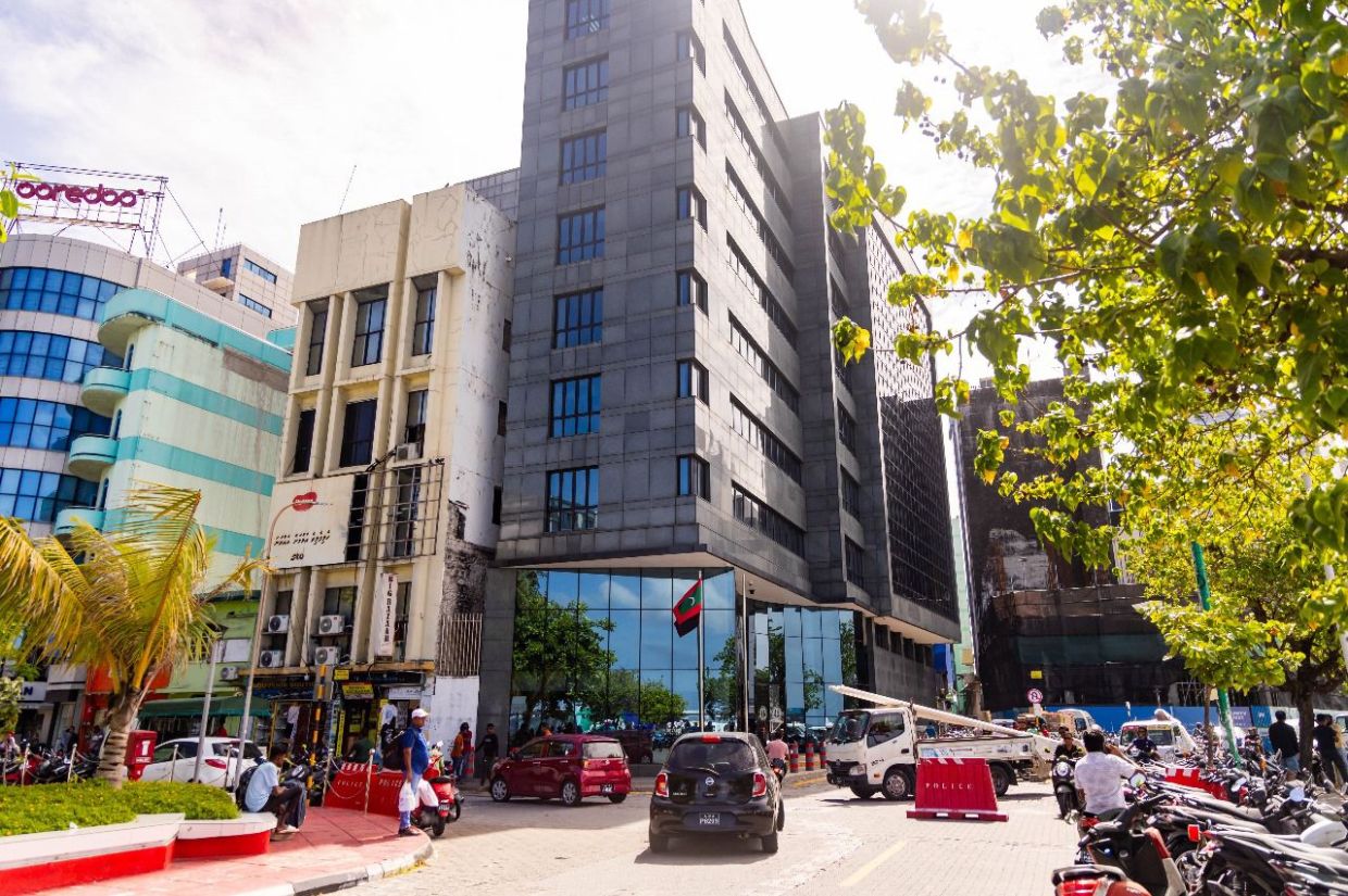 ރަސްމީ ރިޒާވް އަންނަ އަހަރު 705 މިލިޔަން ޑޮލަރަށް އަރާނެކަމަށް ލަފާކުރޭ