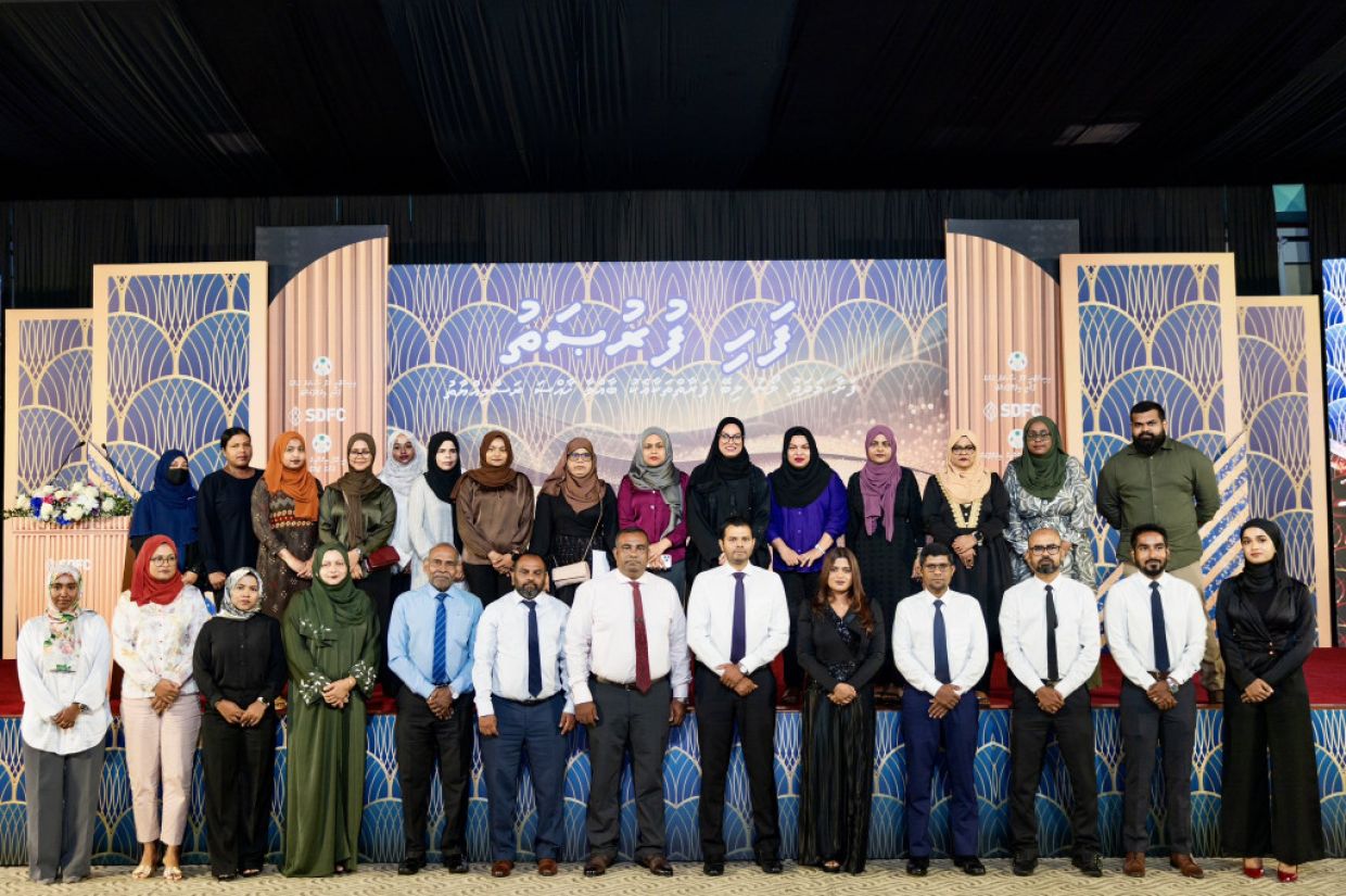 60 އަންހެން ވިޔަފާރިވެރިންނަށް ޚާއްޞަ "ފަށާ މަދަދު" ލޯނު ދޫކޮށްފި