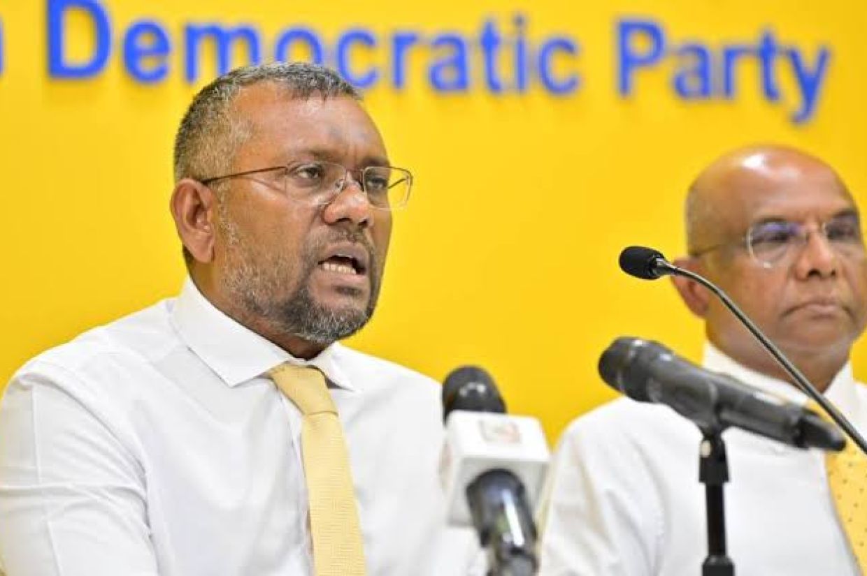 ރައީސް ކަމަށް ވާދަކުރައްވާނެ ކަމަށް ފައްޔާޒް އިސްމާޢީލް ވިދާޅުވިއިރު ޝާހިދު (ކ) ވެސް ވާދަކުރައްވާނެ ކަމަށް ވަނީ އަޑު ފެތުރިފައި.