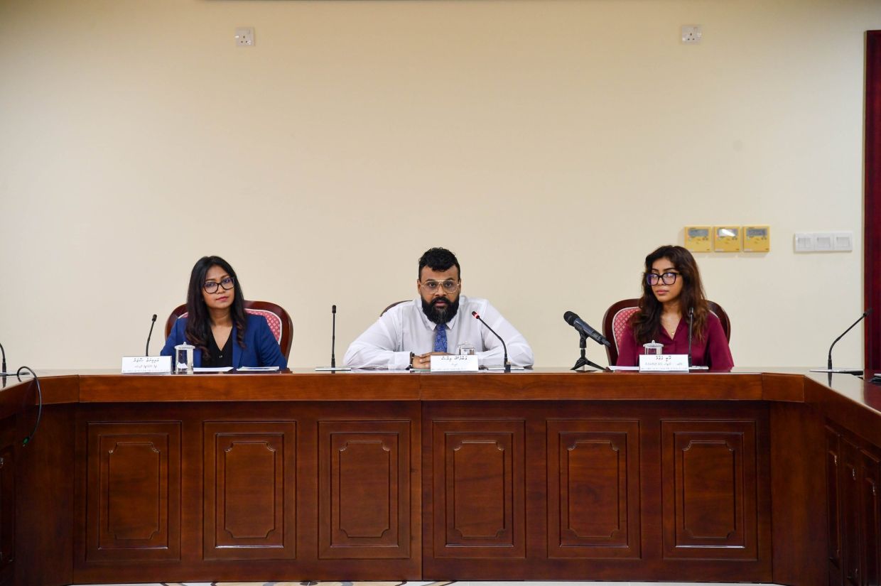 އިސްރާއީލުގެ ޕާސްޕޯޓުގައި އަންނަ މީހުންނަށް ހިފެހެއްޓުންތަކެއް ގެންގުޅެންޖެހޭ: މަޓާޓޯ