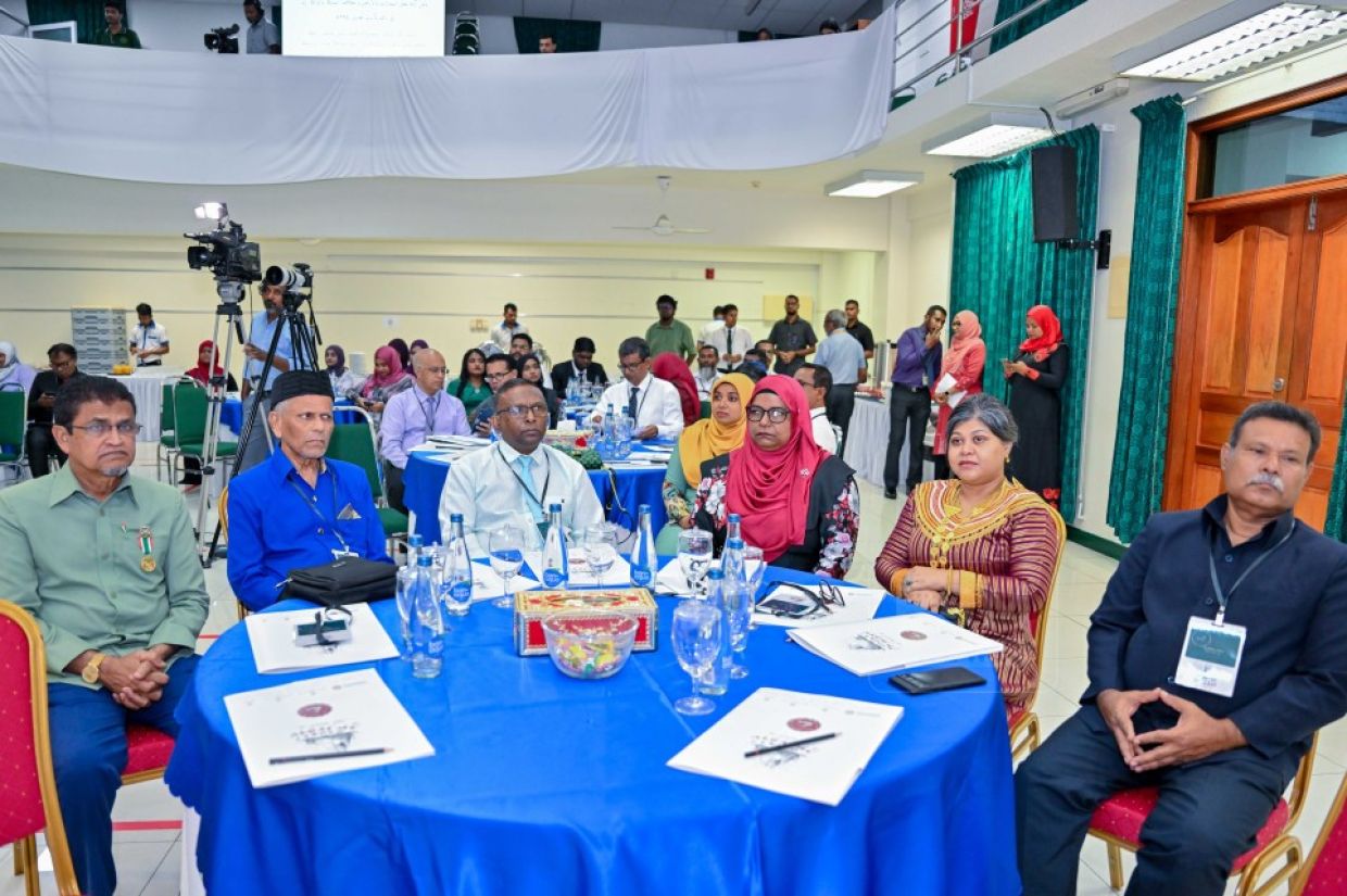ޤައުމިއްޔަތު ކޮލެޖުގެ ފުރަތަމަ މަހާސިންތާ/ ފޮޓޯ؛ ރައީށް އޮފީސް
