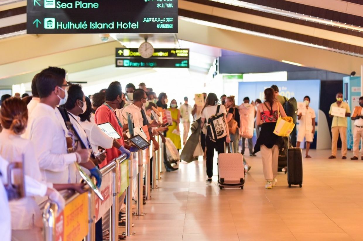 އެއާޕޯޓް ޓެކްސްއަށް ގެނައި އިޞްލާޙަށް ޢަމަލުކުރަން ފަށައިފި