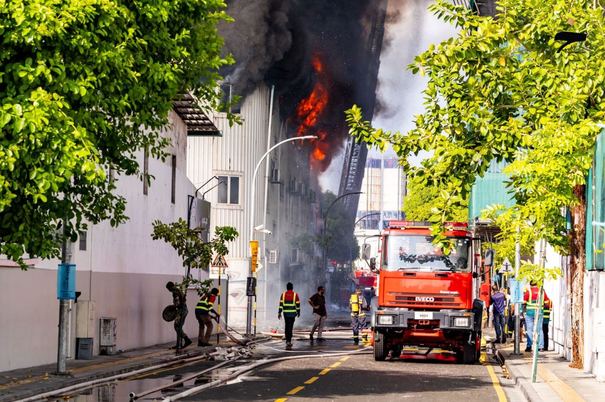 އަލިފާނުގެ ހާދިސާއާ ގުޅިގެން ކޮންސްޓްރަކްޝަން މިނިސްޓްރީގެ ޚިދުމަތްތައް މެދުކެނޑިއްޖެ