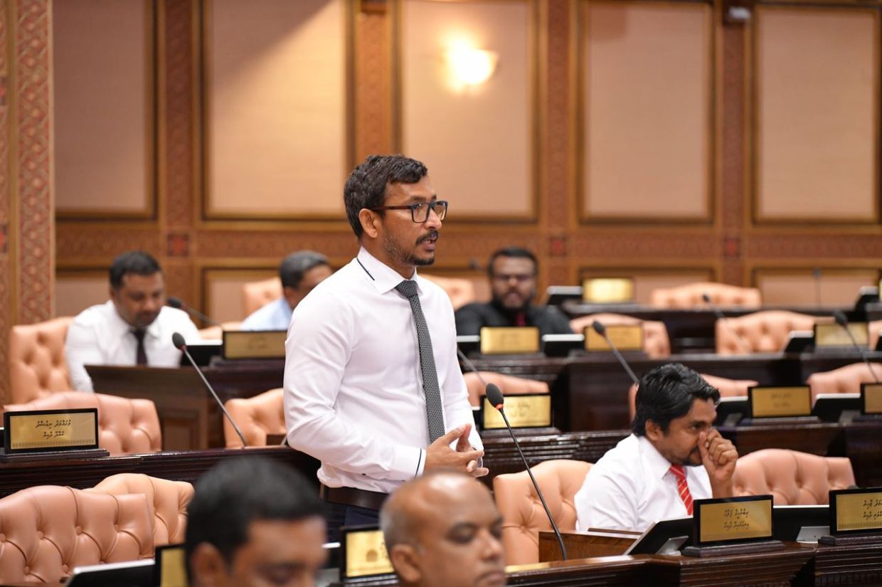 ބޭރު ފައިސާއާ ބެހޭ ބިލު މަޖިލީހުން ފާސްކޮށްފި