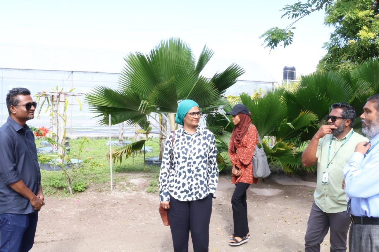 ހަނިމާދޫ އެގްރިކަލްޗަރ ސެންޓަރަށް މިނިސްޓަރ މާރިޔާ ޒިޔާރަތްކުރެއްވުން. / ފޮޓޯ: މިނިސްޓްރީ އޮފް އެގްރިކަލްޗަރ އެންޑް އެނިމަލް ވެލްފެއަރ