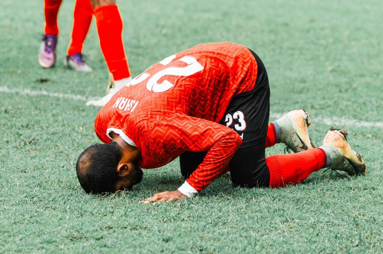 މާލޭ ފަސްގަނޑުގައި މާލެ ކަޓުވާލައި ފައިނަލަށް ދިޔަ ފުރަތަމަ ޓީމަކަށް އޭދަފުށި