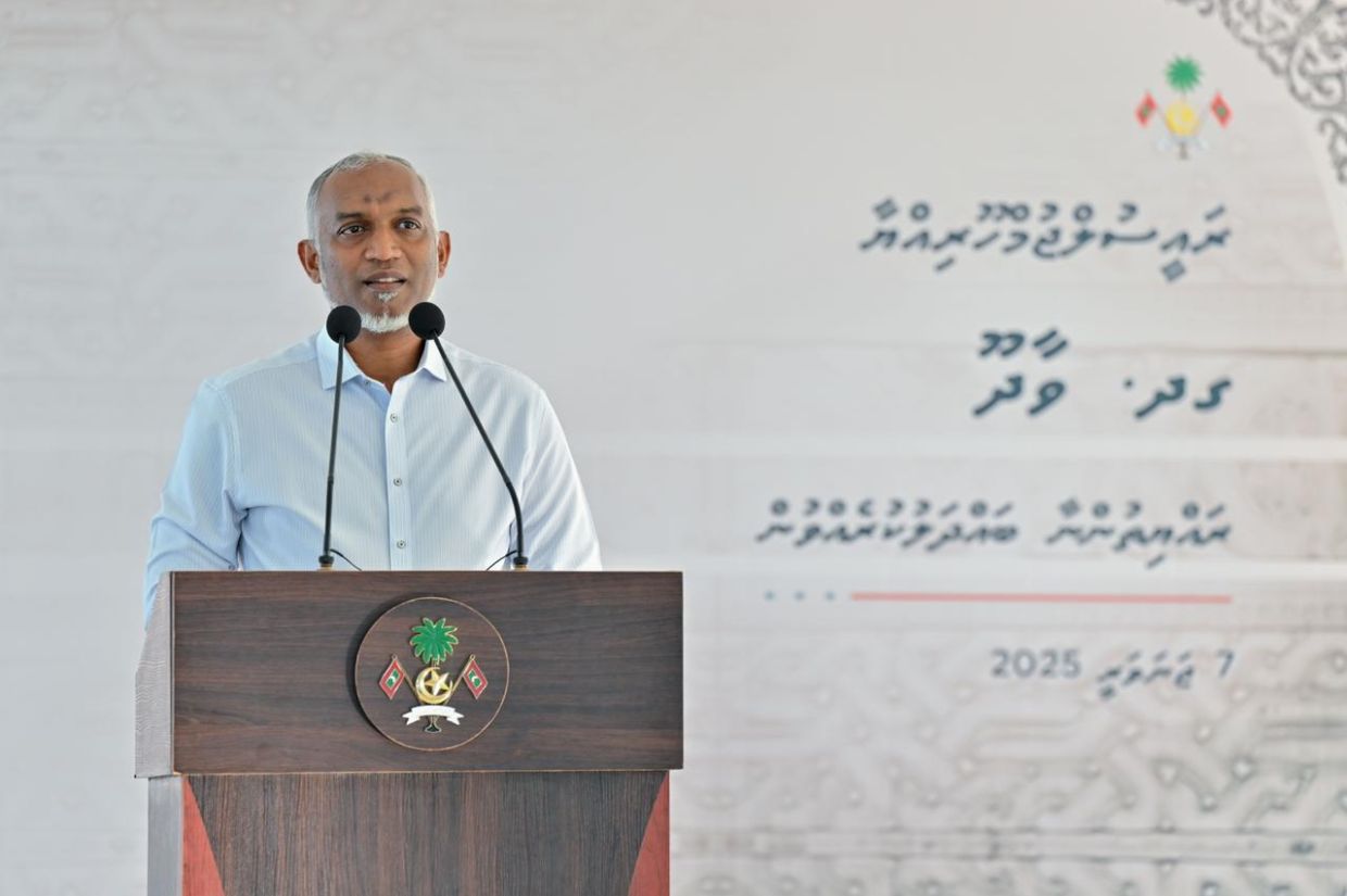 ރައީސް ވާދޫ ރައްޔިތުންނާއި ބައްދަލުކުރެއްވުން / ފޮޓޯ: ރައީސް އޮފީސް