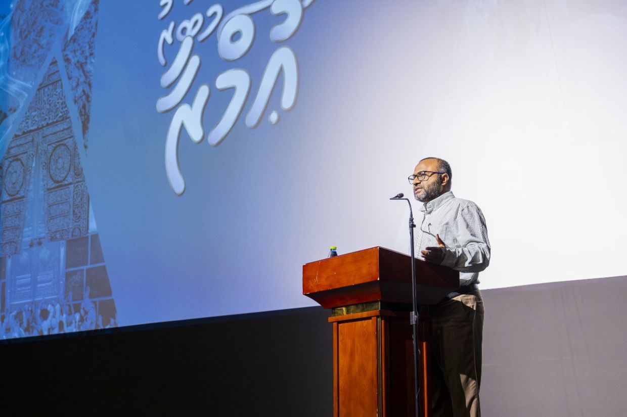 ޢުމްރާއަށް ގޮސް ޙާލުގައި ޖެހުނު މީހުން ރާއްޖެ ގެނައުމުގެ މަސައްކަތް ސަރުކާރުން ކުރަނީ